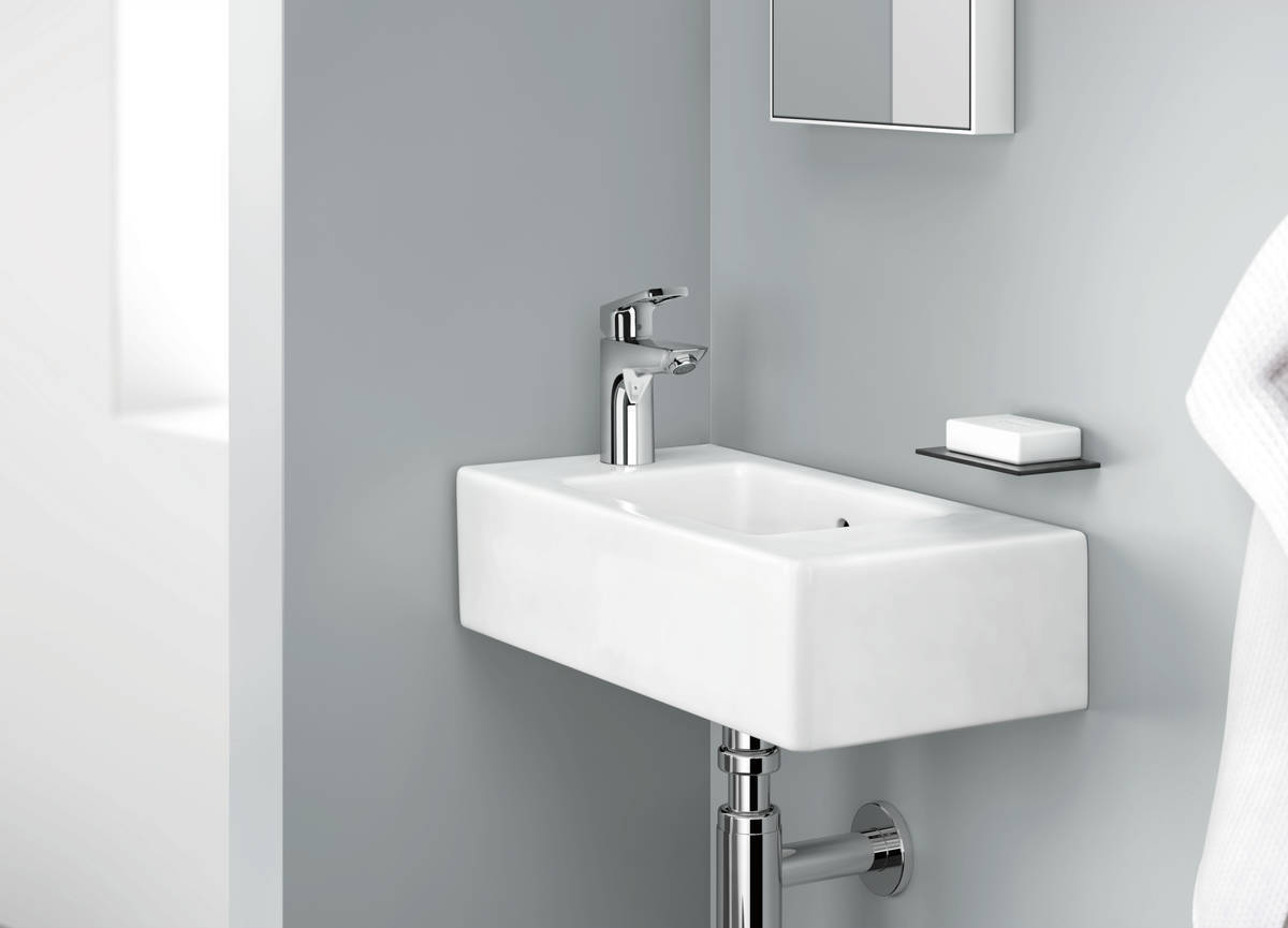 Купить Hansgrohe Logis Loop Смеситель для раковины 100 однорычажный со сливным гарнитуром хром 71151000 в магазине wardena.ru