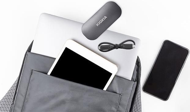Купить KIOXIA EXCERIA PLUS LXD10S002TG8 - SSD - 2TB - extern (tragbar) - USB 3,2 Gen 2 (USB-C Steckverbinder) (LXD10S002TG8) в магазине wardena.ru