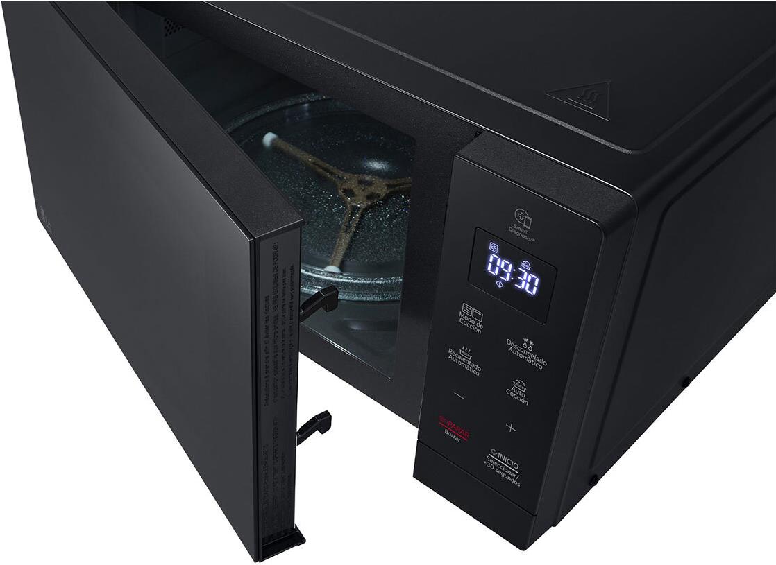 Купить LG NeoChef MH7032JAS Mikrowelle Schwarz Grill-Mikrowelle Arbeitsplatte 30 l 900 W (MH7032JAS) в магазине wardena.ru