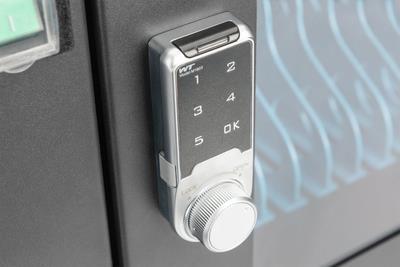 Купить DIGITUS DN-45003 - Wagen (nur Laden) - für 16 Tablets / Notebooks - verriegelbar - SPCC kaltgewalzter Stahl - Schwarz, RAL 9005 - Bildschirmgröße: bis zu 35,6 cm (bis zu 35,60cm (14")) (DN-45003) в магазине wardena.ru