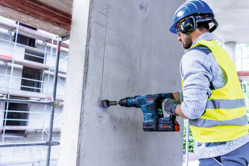 Купить Bosch GBH 18V-36 C Professional - Bohrhammer - schnurlos - SDS-max - 7 Joules - 2 Akkus - 18 V (0611915003) в магазине wardena.ru