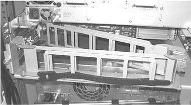 Купить HPE - Kabelverwaltungsarm - 2U - für ProLiant DL380p Gen8, SimpliVity 380 Gen10, 380 Gen9, StoreEasy 1660 (733664-B21) в магазине wardena.ru