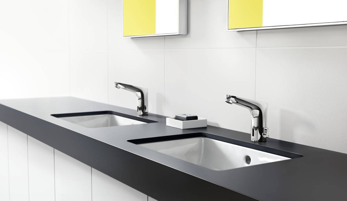 Купить Hansgrohe Focus Е2 Смеситель для раковины со сливным гарнитуром электронный с регулировкой температуры питание от батареек хром 31171000 в магазине wardena.ru