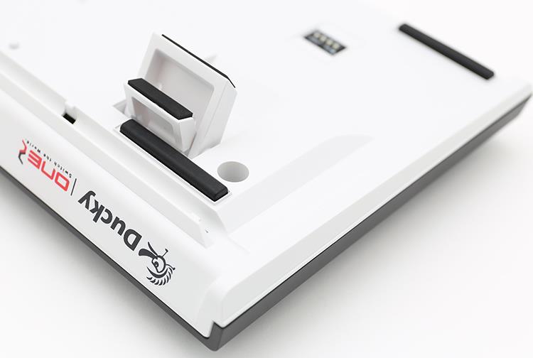 Купить Ducky One 2 TKL Backlit PBT Gaming Tastatur, MX-Blue, blaue LED - schwarz (DKON1887S-CDEPDAZB1) в магазине wardena.ru