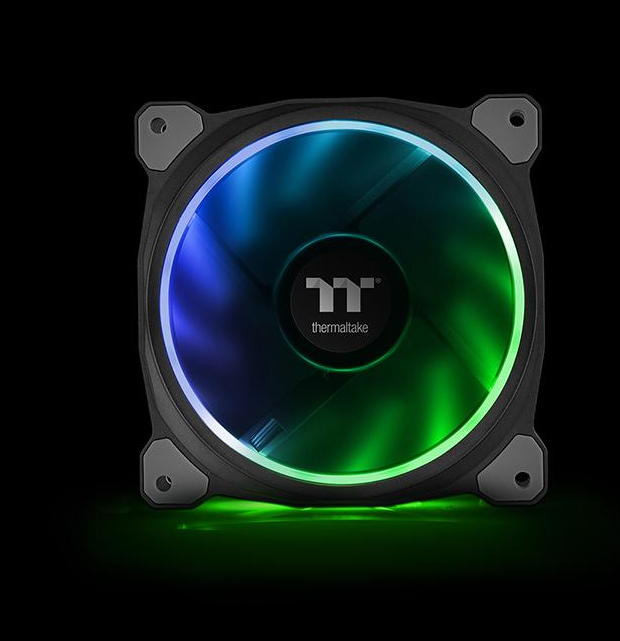 Купить Thermaltake Riing PLUS 14 LED RGB Radiator Fan TT Premium Edition - Gehäuselüfter - 140 mm (Packung mit 3) (CL-F056-PL14SW-A) в магазине wardena.ru