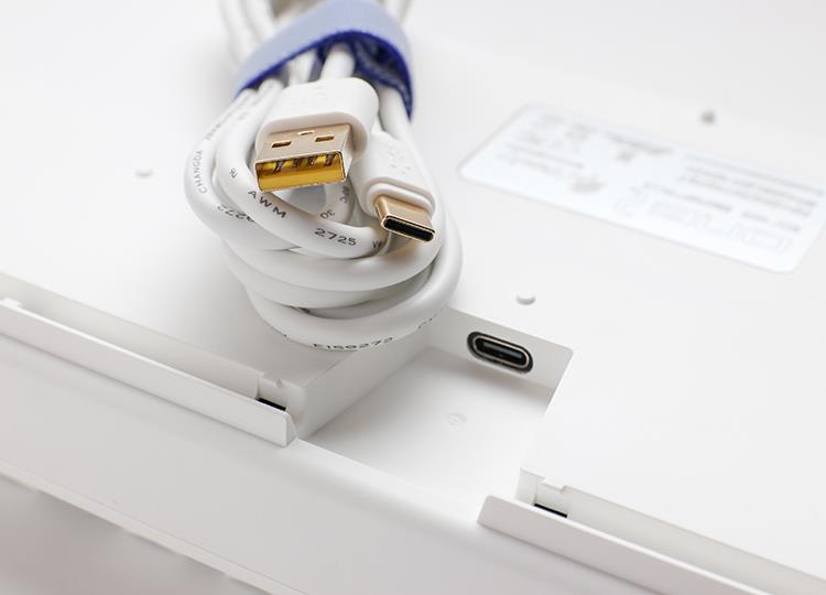 Купить Ducky One 2 TKL PBT Gaming Tastatur, MX-Silent-Red, RGB LED - weiß (DKON1787ST-SDEPDWWT1) в магазине wardena.ru