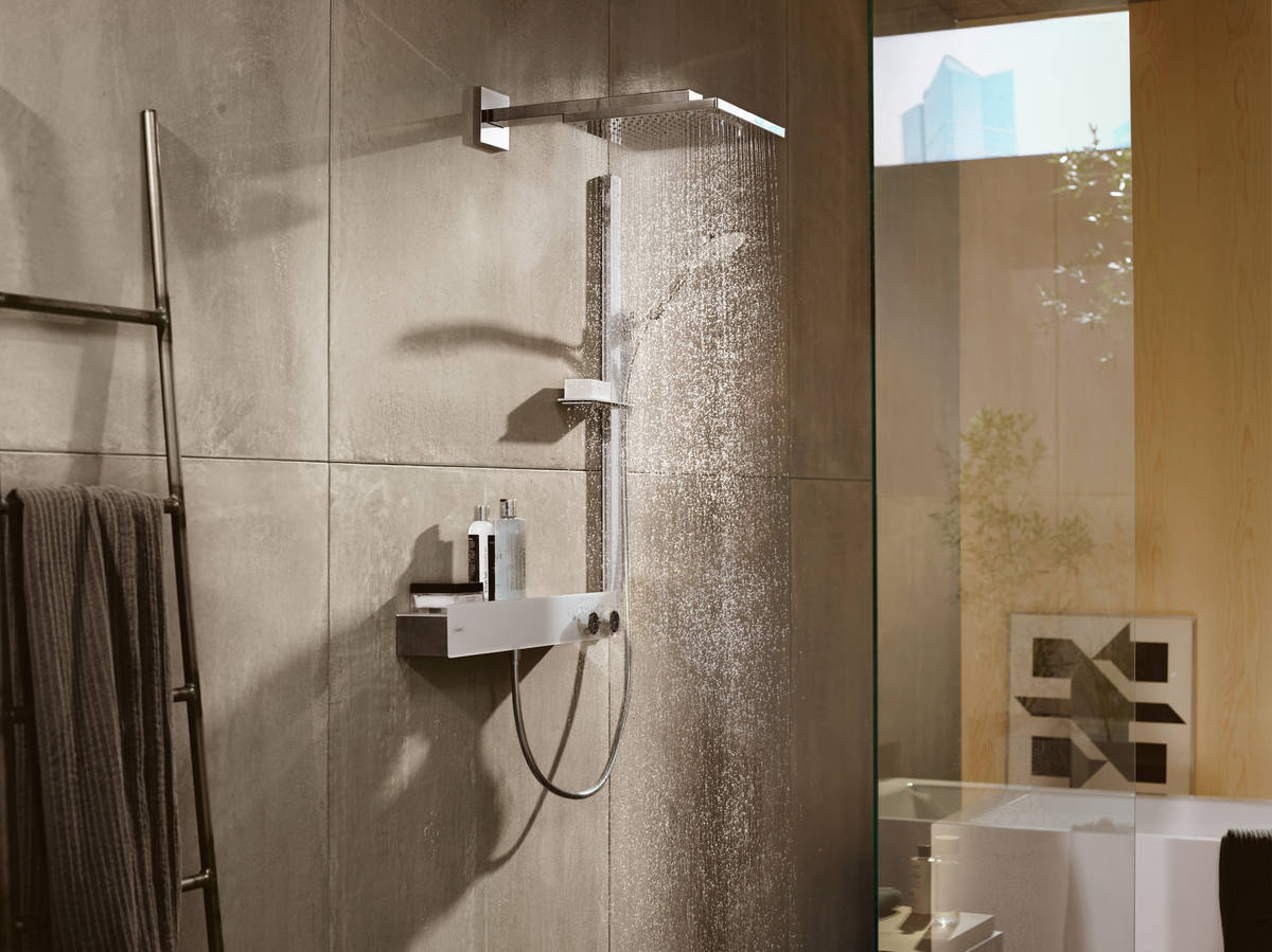 Купить Hansgrohe ShowerTablet 600 Термостат для 2 потребителей ВМ хром-белый матовый 13108400 в магазине wardena.ru
