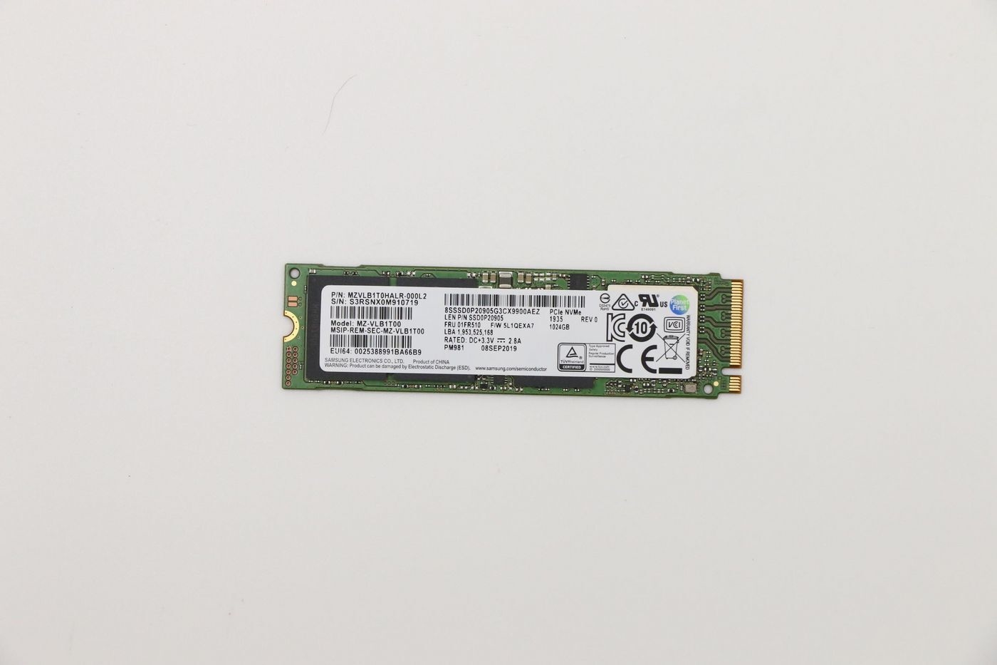 Купить Lenovo SSD 1TB PM981 PCIe M.2 (FRU01FR510) в магазине wardena.ru
