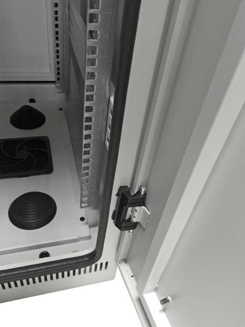 Купить EFB-Elektronik 48,30cm (19") Netzwerkschrank 42HE 800x800, IP55, mit vormontiertem Sockel, RAL9005 Hersteller: EFB Elektronik (691742IP55.TS) в магазине wardena.ru