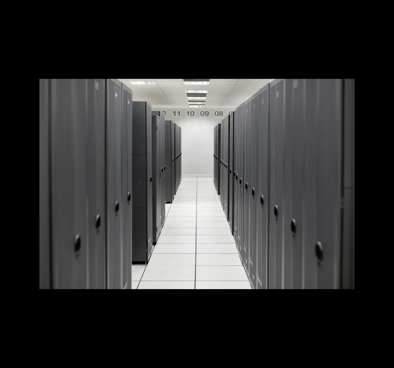 Купить HPE DL360 GEN11 HIGH PERF HEA-STOCK . (P48905-B21) в магазине wardena.ru