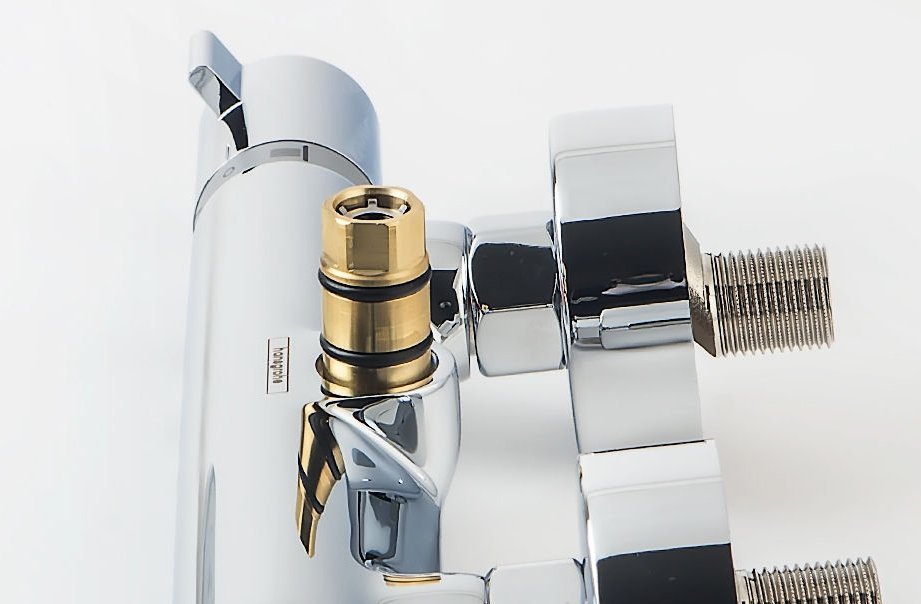 Купить Hansgrohe Croma 220 Showerpipe душевая система с термостатом хром 27185000 в магазине wardena.ru