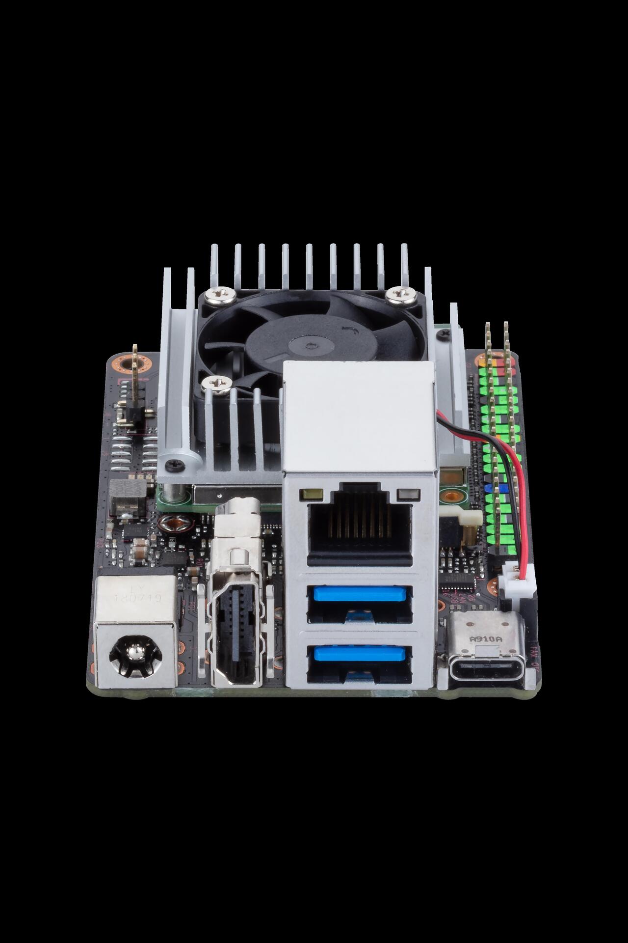 Купить ASUS Tinker Board T - Einplatinenrechner - NXP i.MX 8M 1.5 GHz - RAM 1 GB - Flash 8 GB - 802.11a/b/g/n/ac, Bluetooth 4.2 (90ME0140-M0EAY0) в магазине wardena.ru