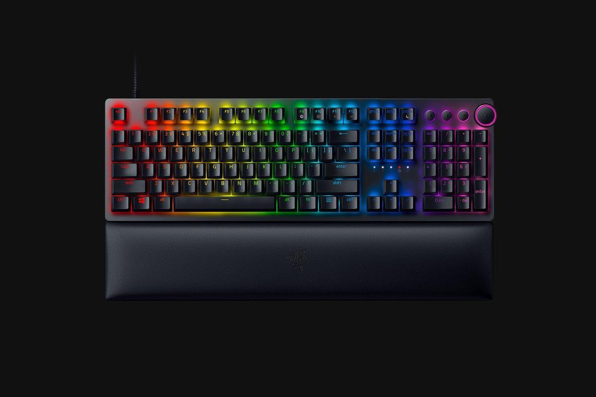 Купить Razer Huntsman V2 - Tastatur - Hintergrundbeleuchtung - USB - QWERTZ - Deutsch - Tastenschalter: Razer Linear Optical Red (RZ03-03932100-R3G1) в магазине wardena.ru