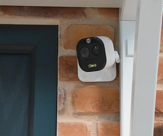 Купить Yale SV-DAFX-W Sicherheitskamera CCTV Sicherheitskamera Innen & Außen Box 1920 x 1080 Pixel Wand (SV-DAFX-W EU) в магазине wardena.ru
