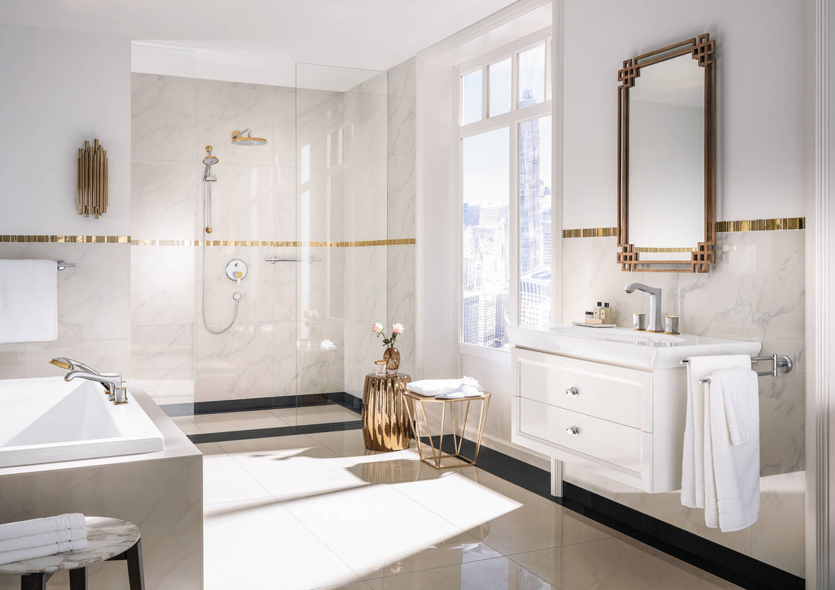 Купить Hansgrohe Metropol Classic Смеситель для ванны однорычажный с рычаговой рукояткой СМ хром-золото 31345090 в магазине wardena.ru