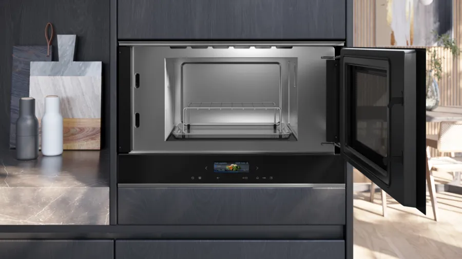 Купить Siemens iQ700 BE732R1B1 Mikrowelle Schwarz Kombi-Mikrowelle Integriert 21 l 900 W (BE732R1B1) в магазине wardena.ru