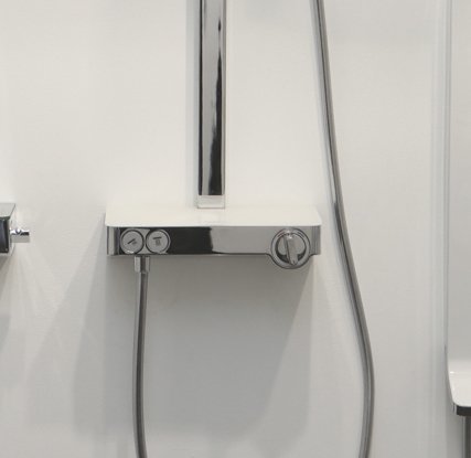 Купить Hansgrohe Raindance Select E Showerpipe 300 2jet Душевой набор с термостатом ShowerTablet Select 300 хром-белый матовый 27126400 в магазине wardena.ru