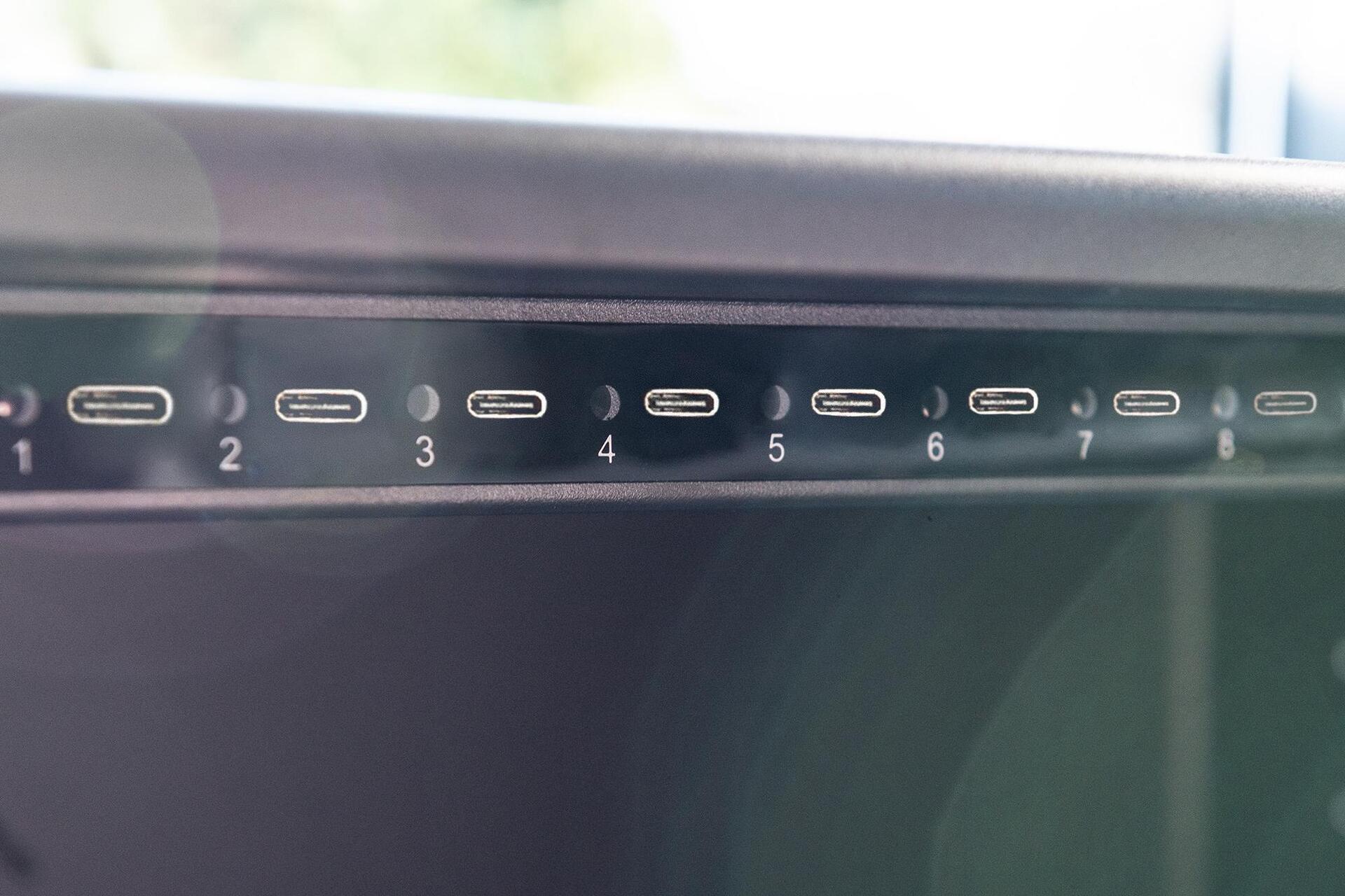 Купить Digitus Mobiler Ladeschrank für Tablets bis 14 Zoll - Schrank zur Verwaltung tragbarer Geräte - Schwarz - Tisch/Bank - Flur - 33 cm - Einzelbild - Seitenöffnung (DN-45007) в магазине wardena.ru