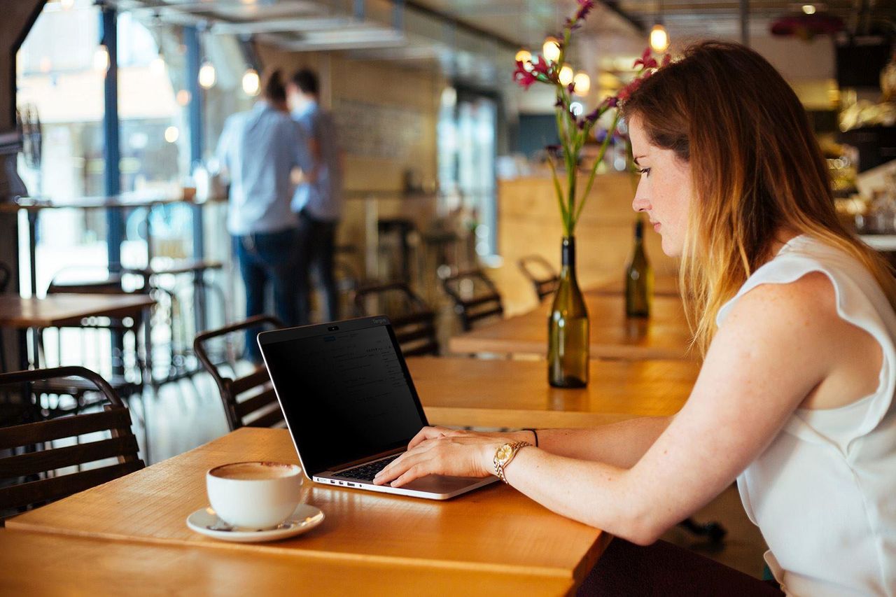 Купить Targus - Notebook-Privacy-Filter - 30,5 cm (12") - durchsichtig - für Apple MacBook (12" ) (ASM12MBGL) в магазине wardena.ru