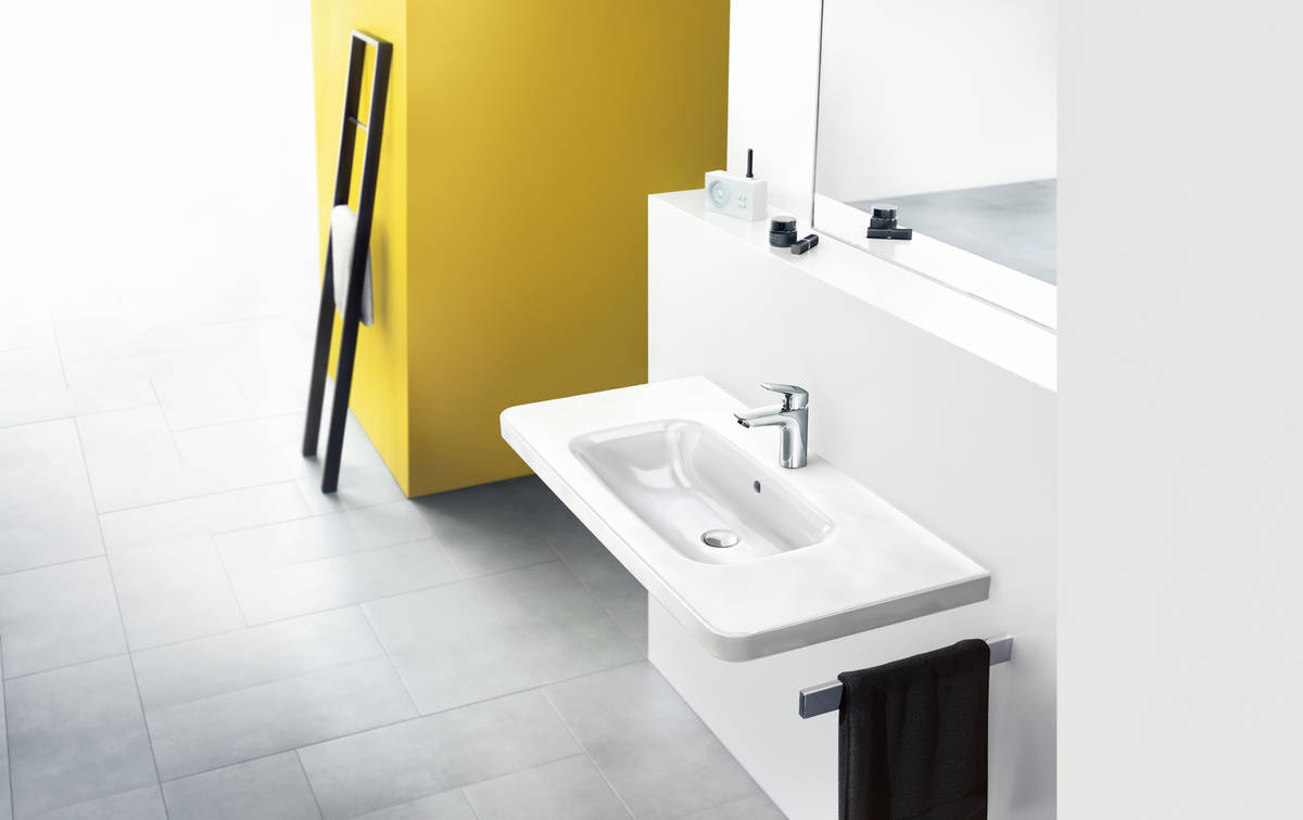 Купить Hansgrohe Logis Смеситель для раковины 100 однорычажный без сливного набора хром 71101000 в магазине wardena.ru