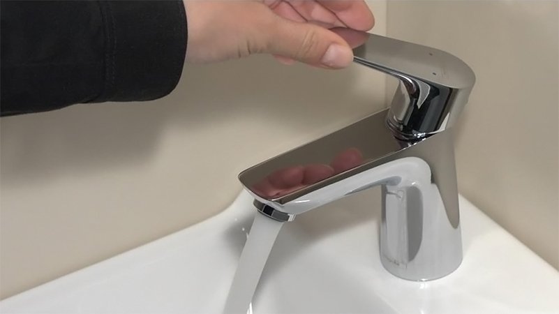 Купить Hansgrohe Talis E Смеситель для раковины 80 однорычажный со сливным гарнитуром хром 71700000 в магазине wardena.ru