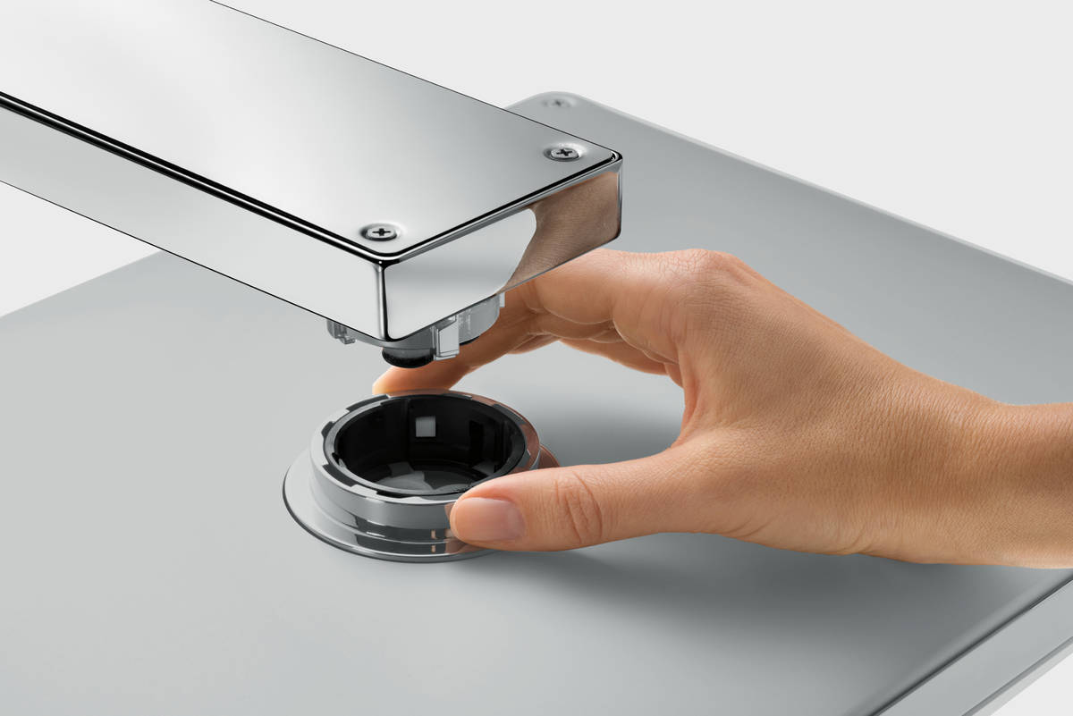 Купить Hansgrohe Rainmaker Select Верхний душ 460 3jet с держателем хром-черный матовый 24007600 в магазине wardena.ru