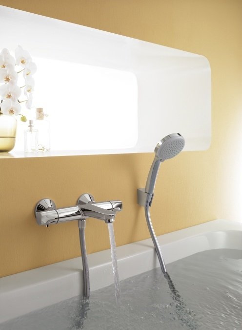 Купить Hansgrohe Croma 100 Душевой набор Vario с держателем и шлангом 160 см хром 27594000 в магазине wardena.ru