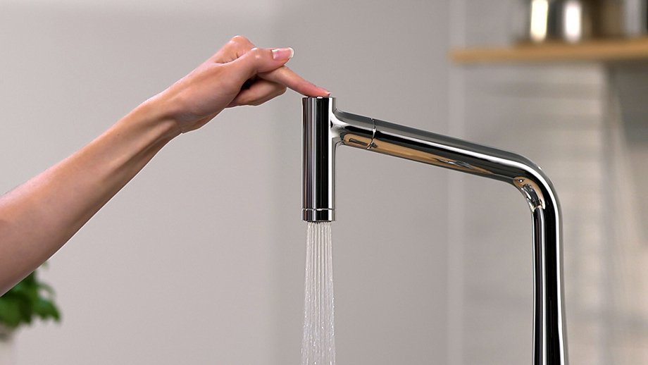 Купить Hansgrohe Metris M71 Кухонный смеситель однорычажный 320 с вытяжным душем 2jet сталь 14820800 в магазине wardena.ru