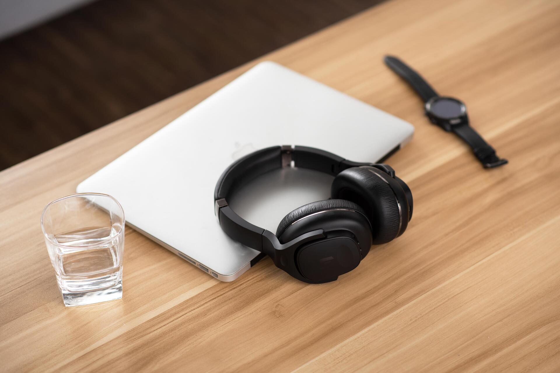 Купить Mobvoi Headphones ANC Kopfhörer Kopfband Schwarz 3,5-mm-Anschluss Bluetooth Mikro-USB (88119-000014) в магазине wardena.ru