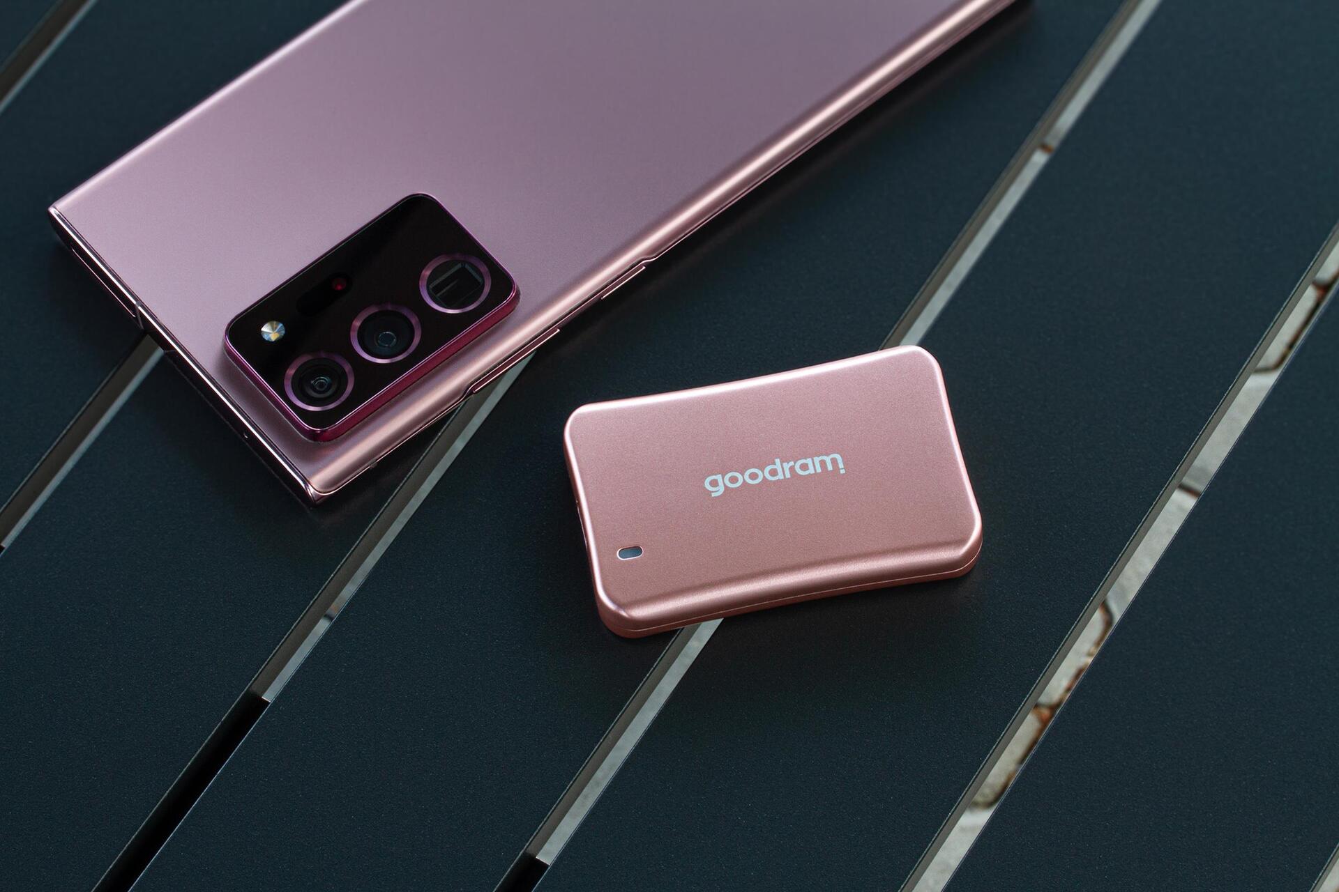 Купить Goodram SSDPR-HX200-1K0-RG Externes Solid State Drive 1 TB USB Typ-C USB 3.2 Gen 2x2 Roségold (SSDPR-HX200-1K0-RG) в магазине wardena.ru