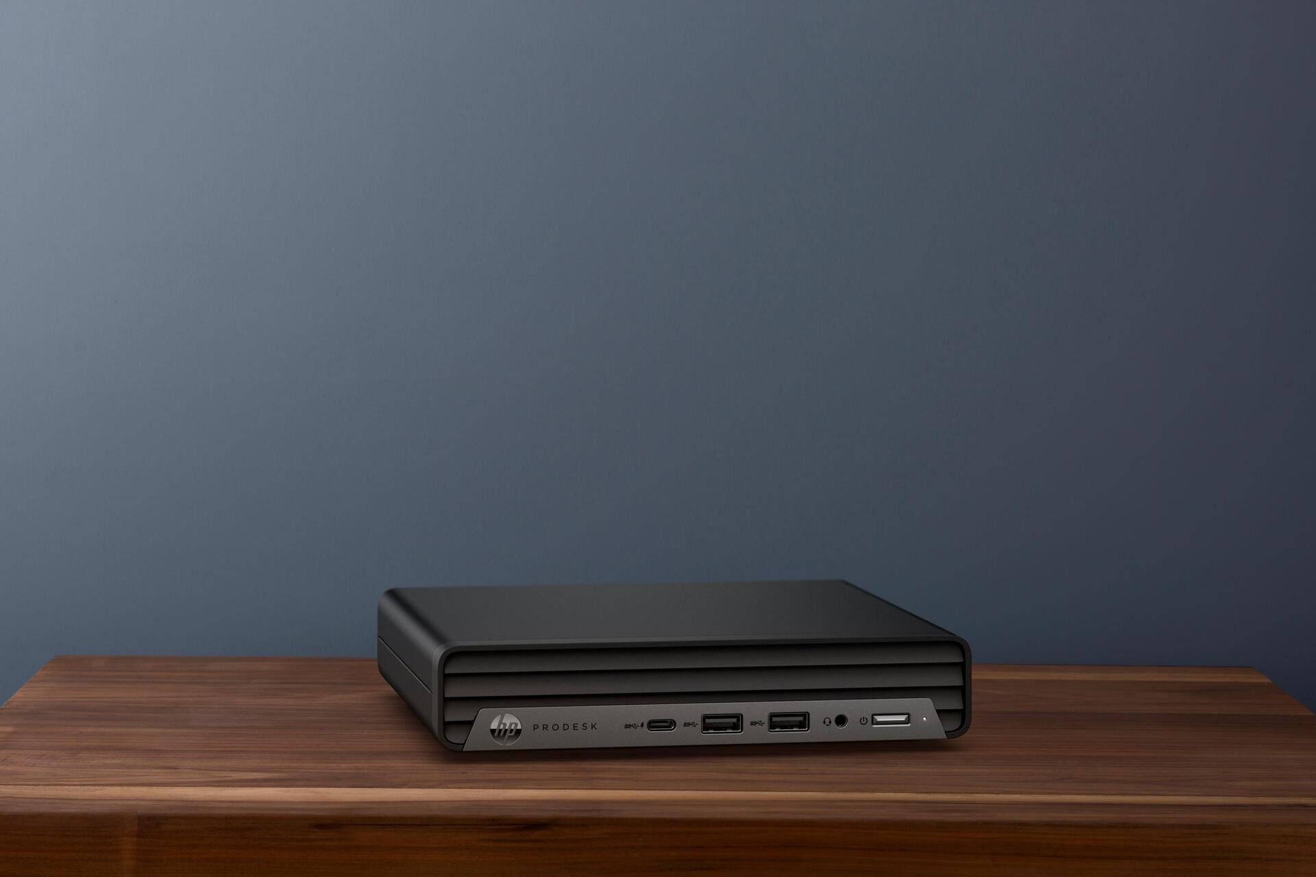 Купить HP ProDesk 405 G6 - Mini Desktop - Ryzen 3 4300GE / 3.5 GHz - RAM 8 GB - SSD 256 GB - NVMe - Radeon Graphics - GigE, Bluetooth 5.2 - WLAN: 802.11a/b/g/n/ac/ax, Bluetooth 5.2 - Win 10 Pro 64-Bit - Monitor: keiner - Tastat (5L710EA#ABD) в магазине wardena.ru