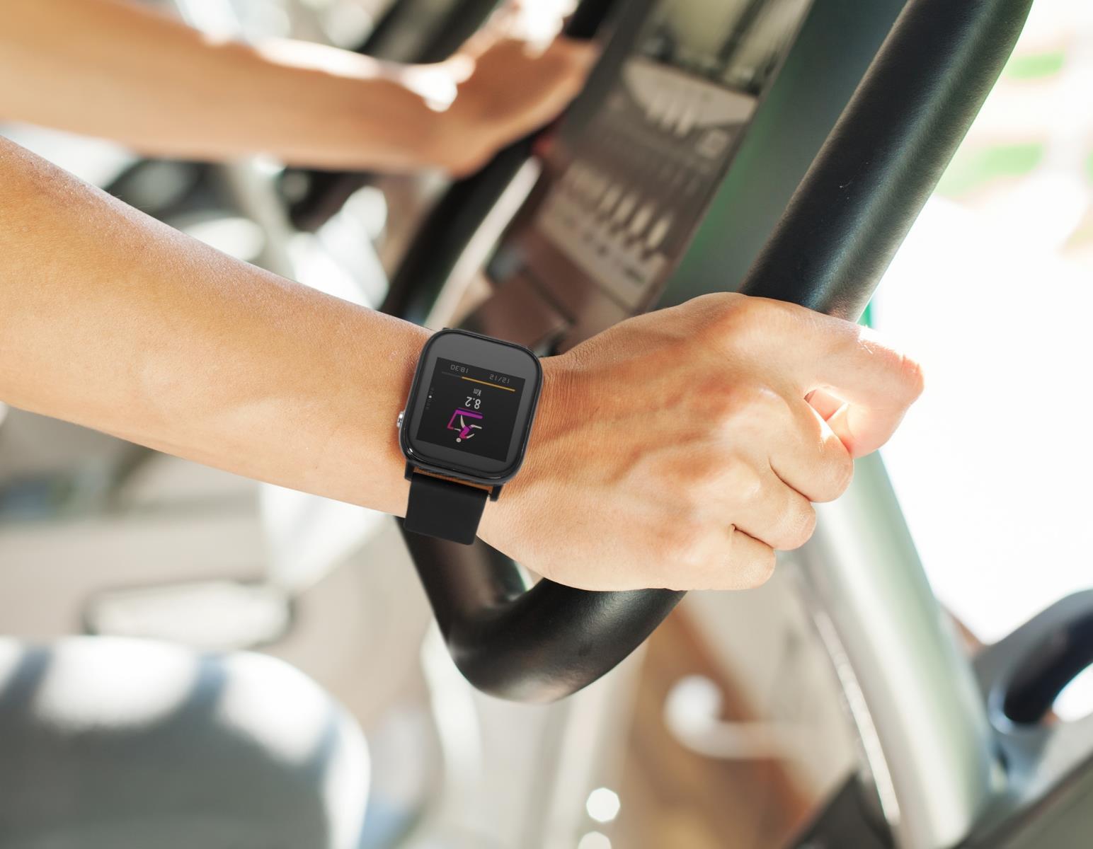 Купить Technaxx TX-SW6HR - Intelligente Uhr mit Band - Anzeige 3,6 cm (1.4") - Bluetooth - 40 g (4905) в магазине wardena.ru