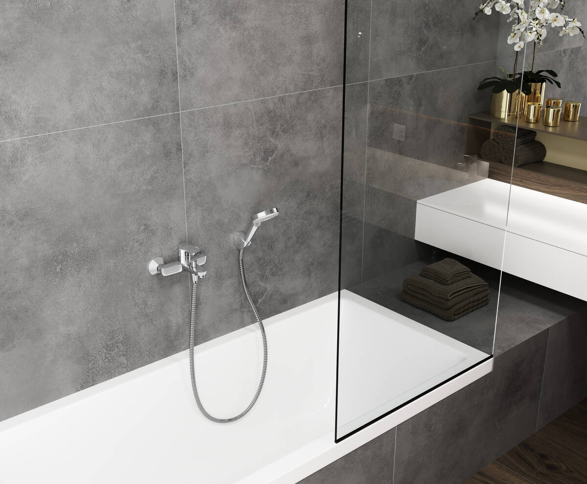 Купить Hansgrohe Vernis Blend Смеситель для ванны однорычажный внешнего монтажа хром 71440000 в магазине wardena.ru