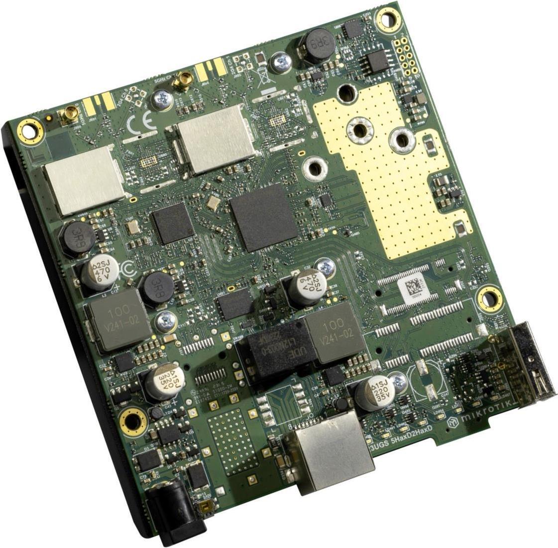 Купить MikroTik L11UG-5HaxD mit 800MHz Qualcomm Maple CPU, 256MB, Wifi 6, PoE-In, MMCX RouterBOARD (L11UG-5HAXD) в магазине wardena.ru
