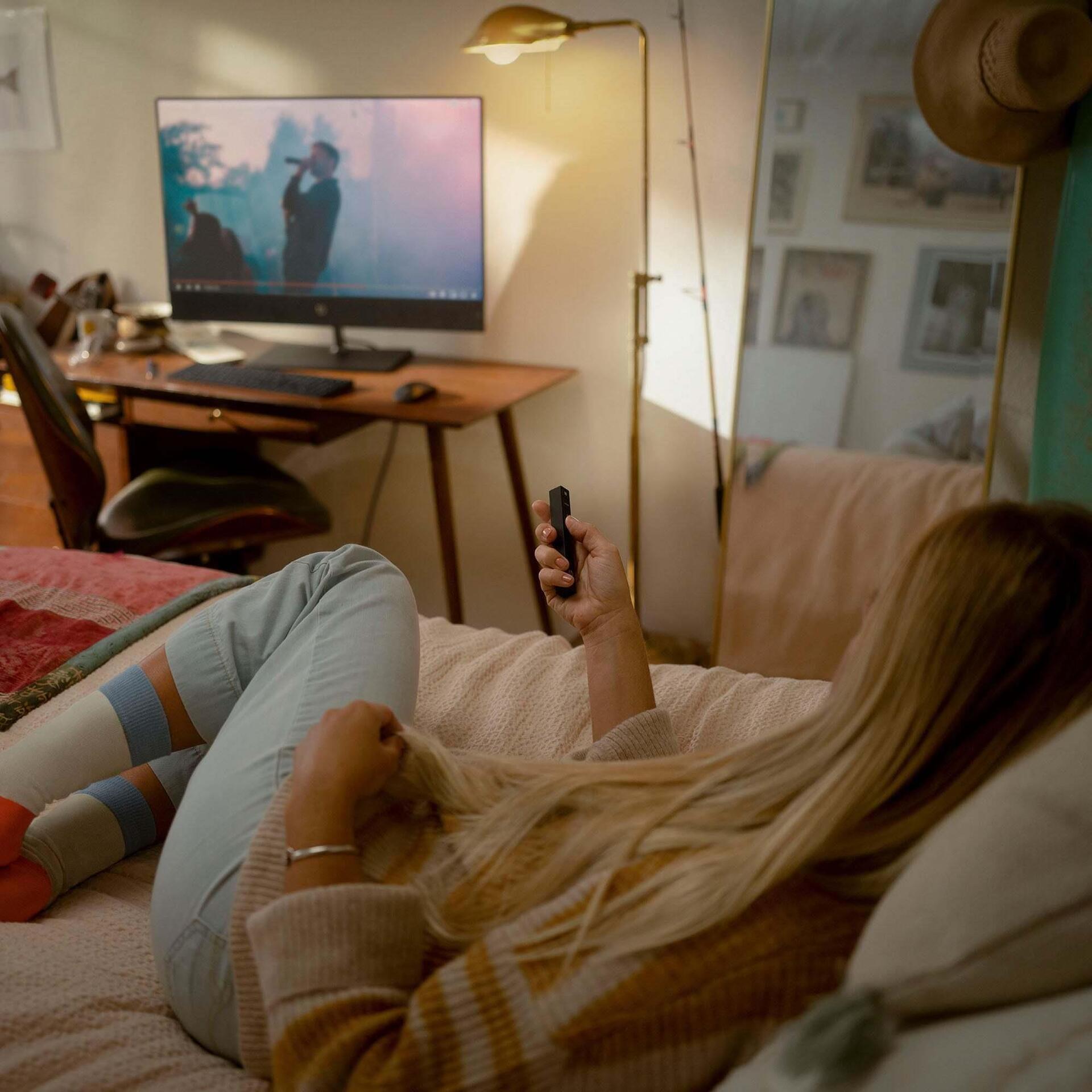 Купить HP Pavilion 31.5 inch All-in-One Desktop PC 32-b1101ngBundle PC Intel® Core™ i7 32 GB DDR4-SDRAM 2 TB SSD NVIDIA GeForce RTX 3050 Windows 11 Home (912Y9EA#ABD) в магазине wardena.ru