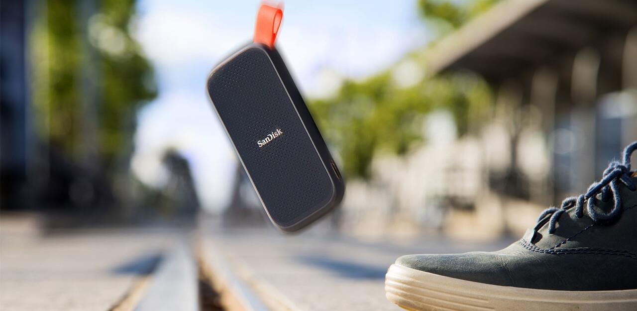 Купить SanDisk Portable - SSD - 480 GB - extern (tragbar) - USB 3.2 (SDSSDE30-480G-G25) в магазине wardena.ru