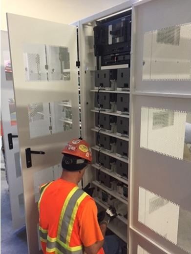 Купить APC Start-UP Service 5X8 - Installation / Konfiguration (für 1 Lithium-Ionen-Batteriefach mit (1) Batteriemodul) - Vor-Ort - 8x5 - für P/N: LIBSESMG13IEC, LIBSESMG13UL, LIBSESMG16IEC, LIBSESMG16UL, LIBSESMG17IEC, LIBSESM (WSTRTUP-LB-01) в магазине wardena.ru