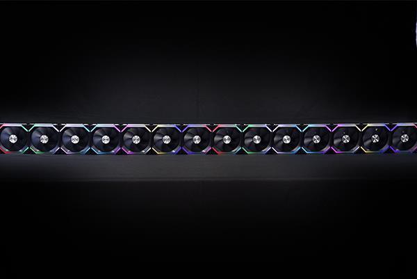 Купить Lian Li UNI FAN SL120 - Gehäuselüfter - 120 mm - Schwarz (Packung mit 3) (UF-SL120-3B) в магазине wardena.ru