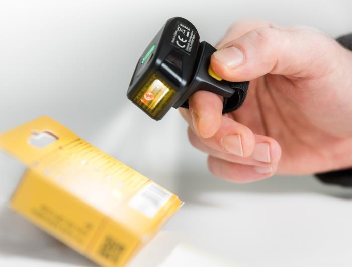 Купить DeLOCK - Barcode-Scanner - tragbar - 100 Scans/Sek. - decodiert - USB, RF(2,4 GHz), Bluetooth 4,1 (90508) в магазине wardena.ru