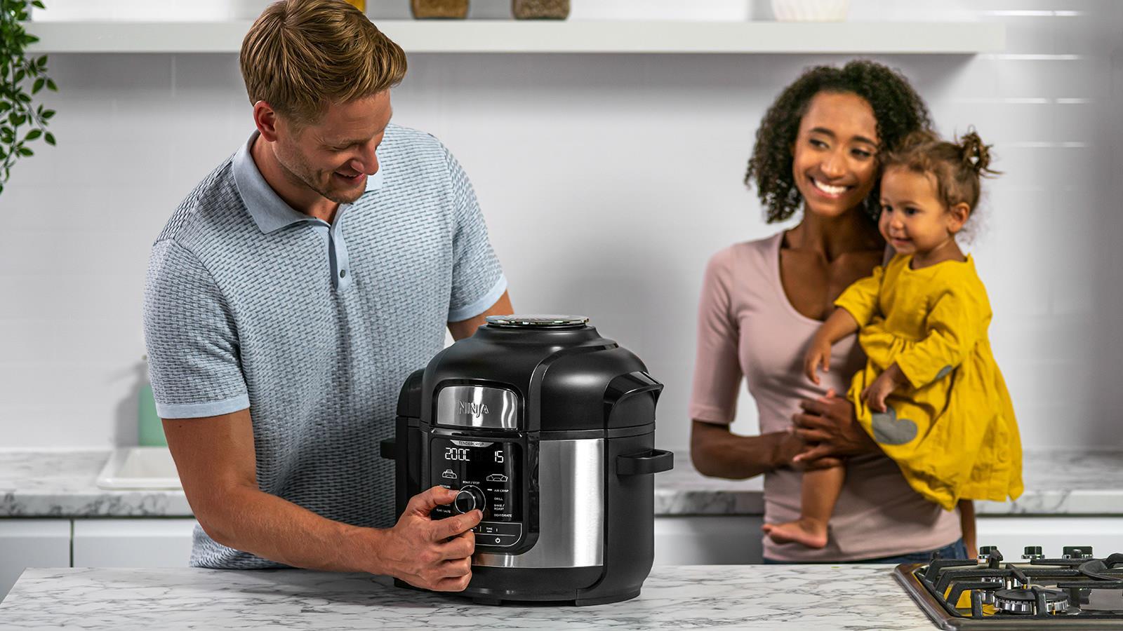 Купить Ninja OP500 - 7,5 l - 1760 W - 6 Person(en) - Schwarz - Drehregler - Manuell (OP500EU) в магазине wardena.ru