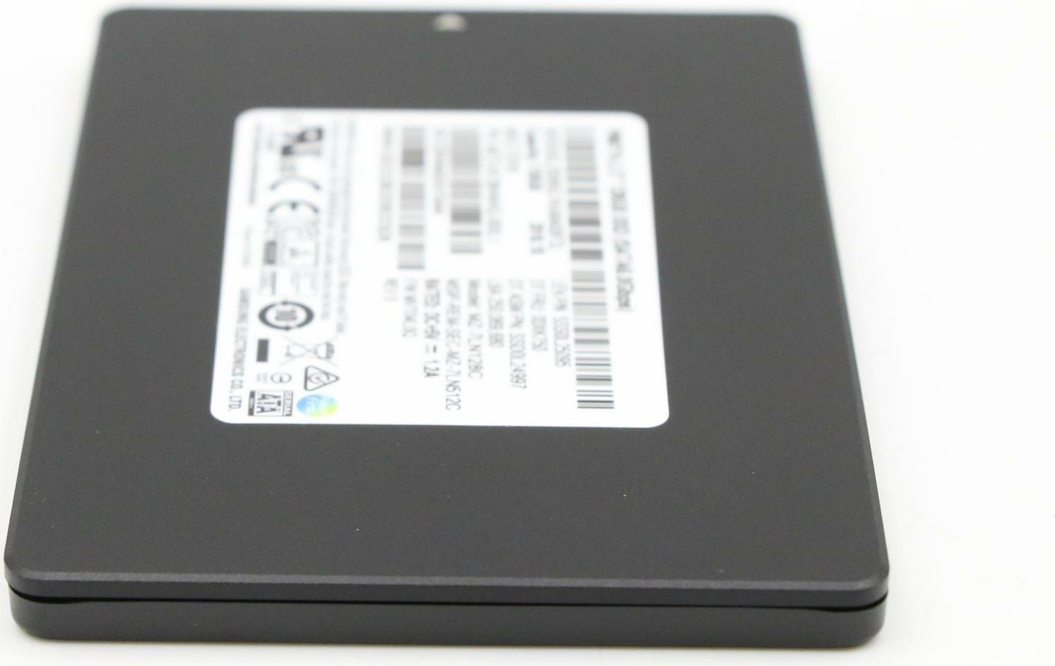 Купить Lenovo 00XK737 Internes Solid State Drive 2.5" 512 GB Serial ATA III (00XK737) в магазине wardena.ru