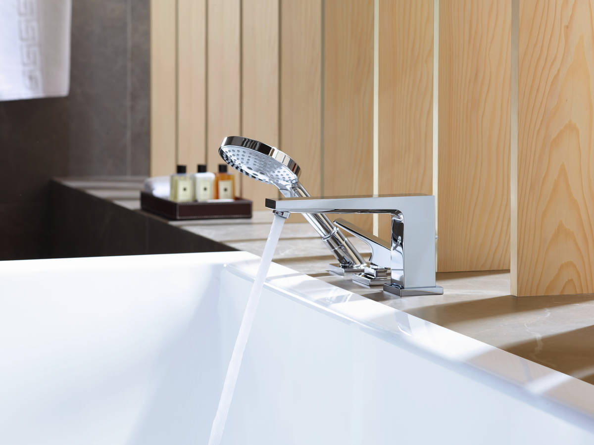 Купить Hansgrohe Смеситель на край ванны на 3 отверстия хром 32550000 в магазине wardena.ru