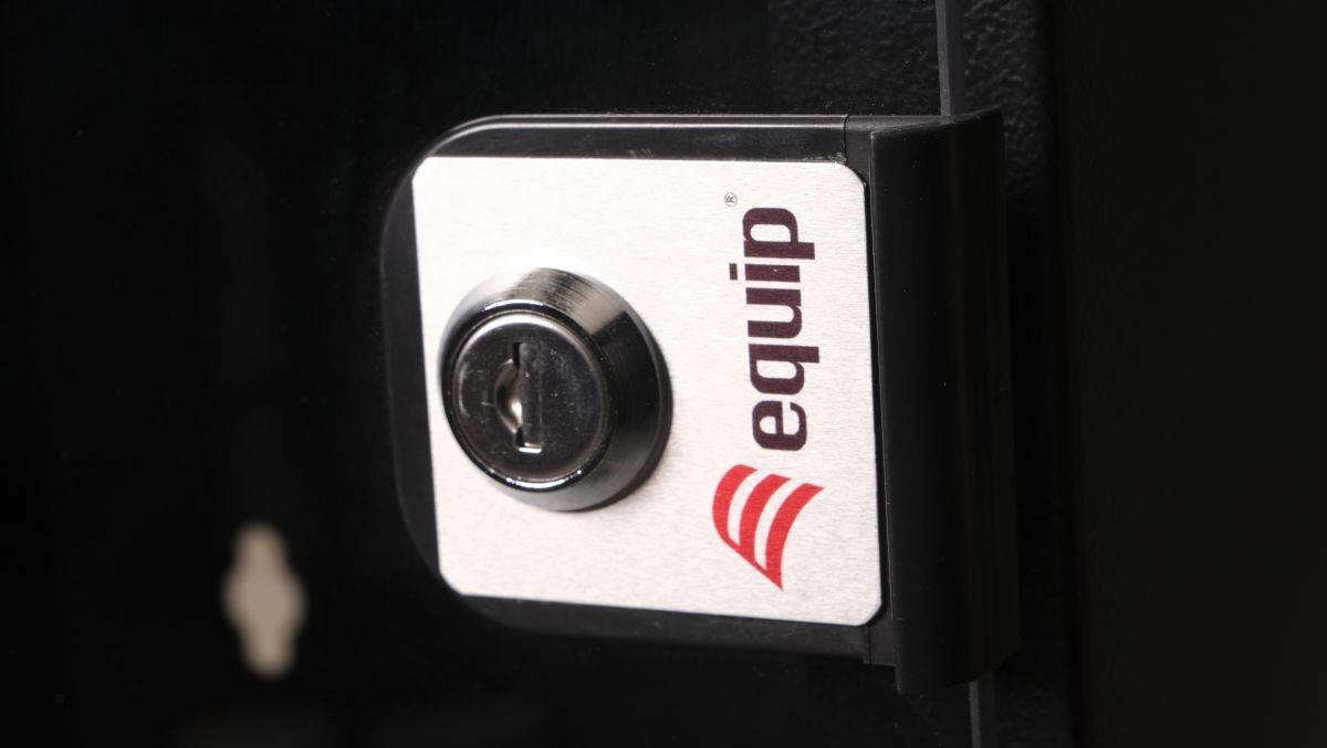 Купить Equip Eco Mount 19' Schrank - 09HE - 540X400mm - RAL9005 Schwarz (EWM-09-5440-B) в магазине wardena.ru