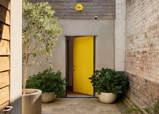 Купить Yale AL-ESY-1A-Y Sirene Drahtlose Sirene Drinnen Blau (AL-ESY-1A-Y) в магазине wardena.ru