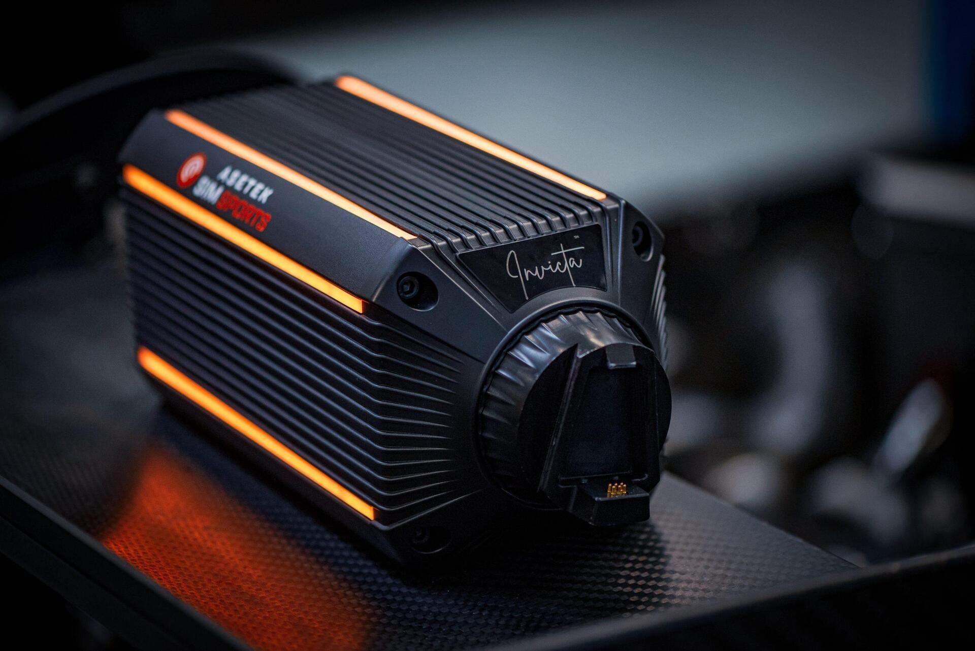 Купить Asetek The Invicta Wheelbase (27 Nm) - Gaming-Controller-Zubehör Wheel base (40-020-0020002) в магазине wardena.ru