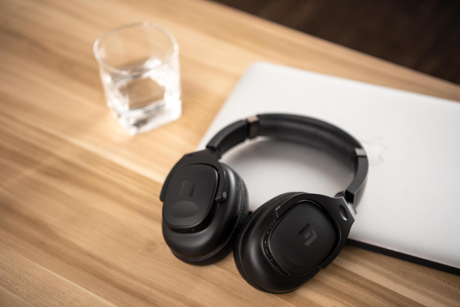 Купить Mobvoi Headphones ANC Kopfhörer Kopfband Schwarz 3,5-mm-Anschluss Bluetooth Mikro-USB (88119-000014) в магазине wardena.ru