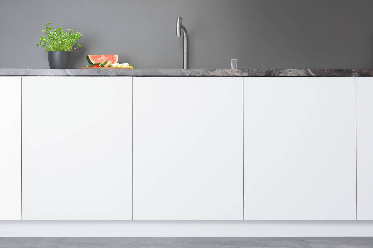 Купить Hansgrohe C71-F450-07 Комбинация для кухни 450 с крылом сталь 43205800 в магазине wardena.ru