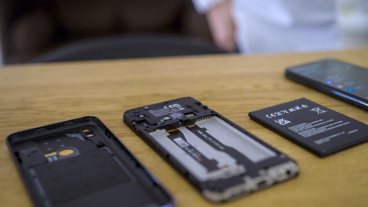 Купить Volla Phone 22 16 cm (6.3" ) Dual-SIM 4G USB Typ-C 4 GB 128 GB Schwarz (4260738460071) в магазине wardena.ru