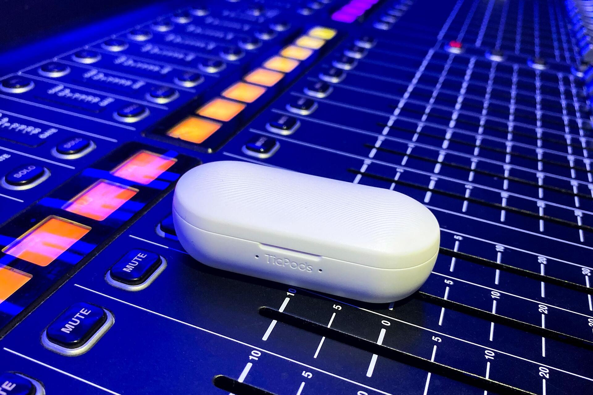 Купить Mobvoi TicPods 2 Kopfhörer im Ohr Weiß Bluetooth (P1614000800A) в магазине wardena.ru