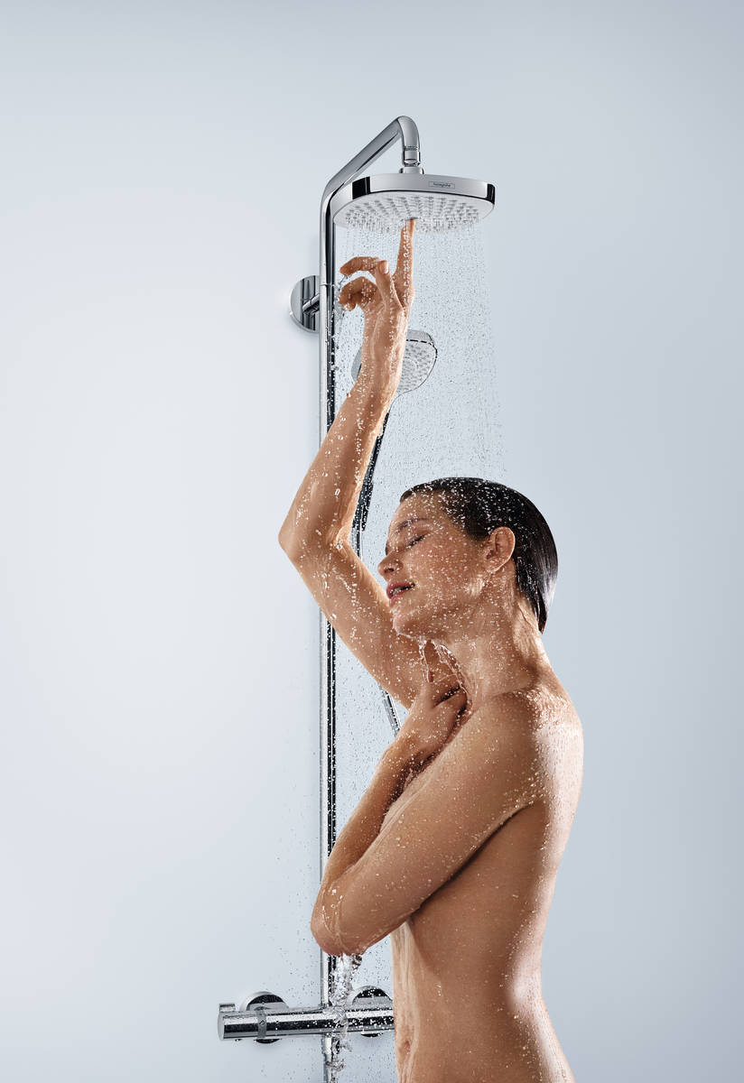 Купить Hansgrohe Croma Select S Showerpipe 180 2jet EcoSmart 9 л/мин с термостатом хром-белый матовый 27254400 в магазине wardena.ru